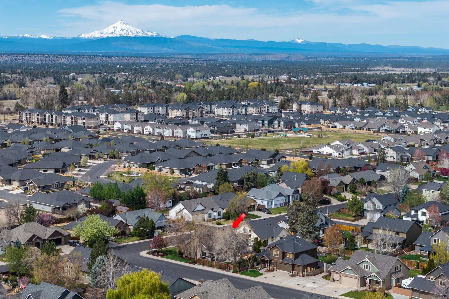 Mt Jefferson to the North