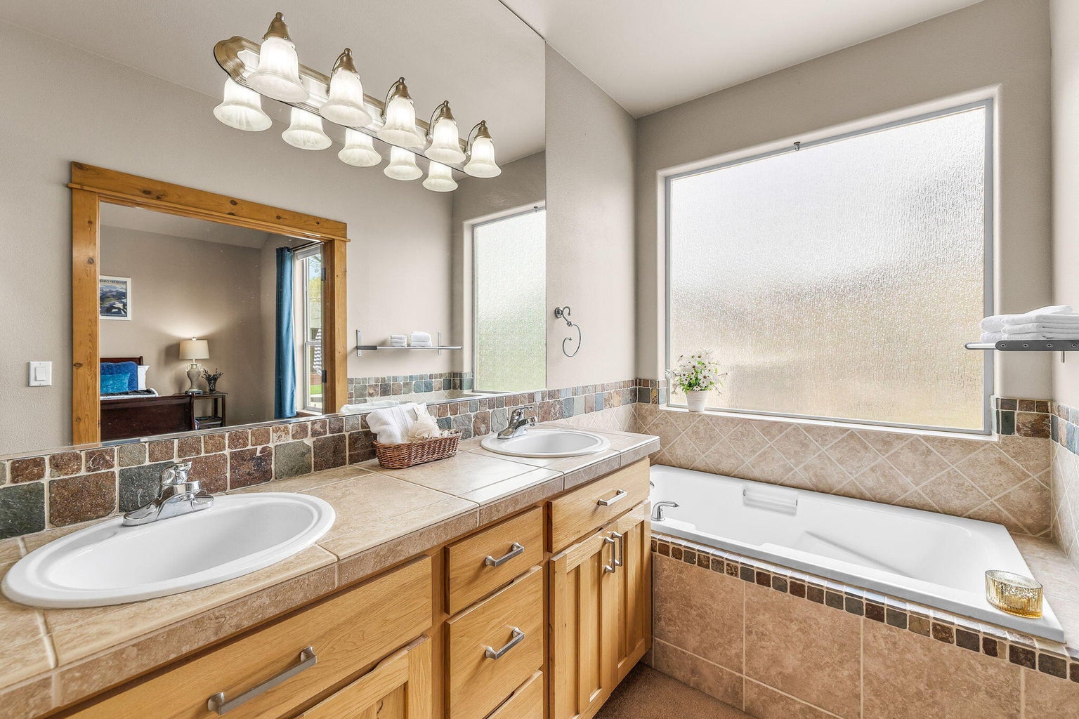 Ensuite has a separate shower and commode