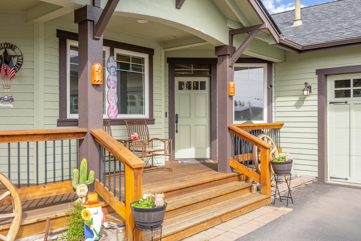Photo of 51439 Morson Street 3 of 39
