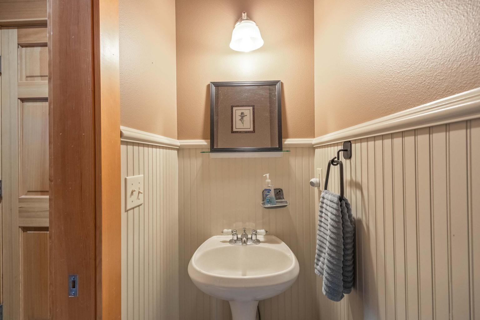 Photo of 51439 Morson Street 16 of 39