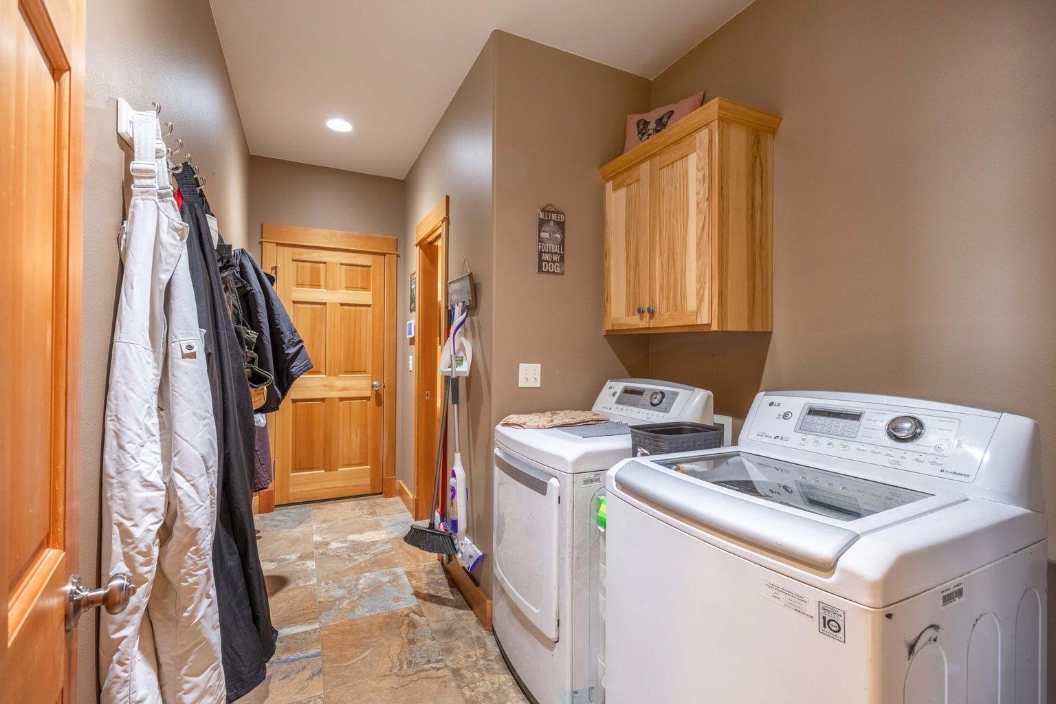Photo of 51439 Morson Street 17 of 39