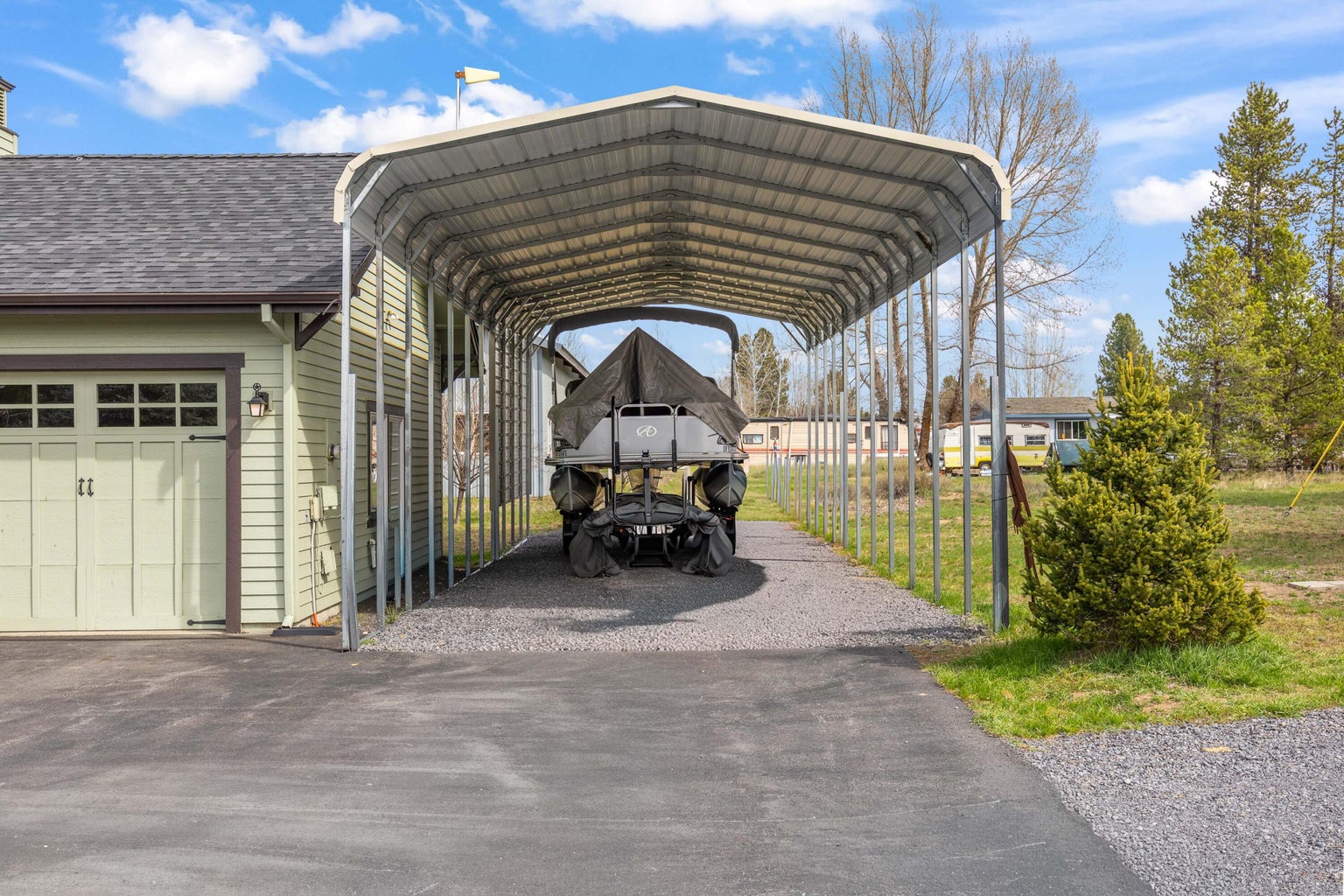 Photo of 51439 Morson Street 23 of 39