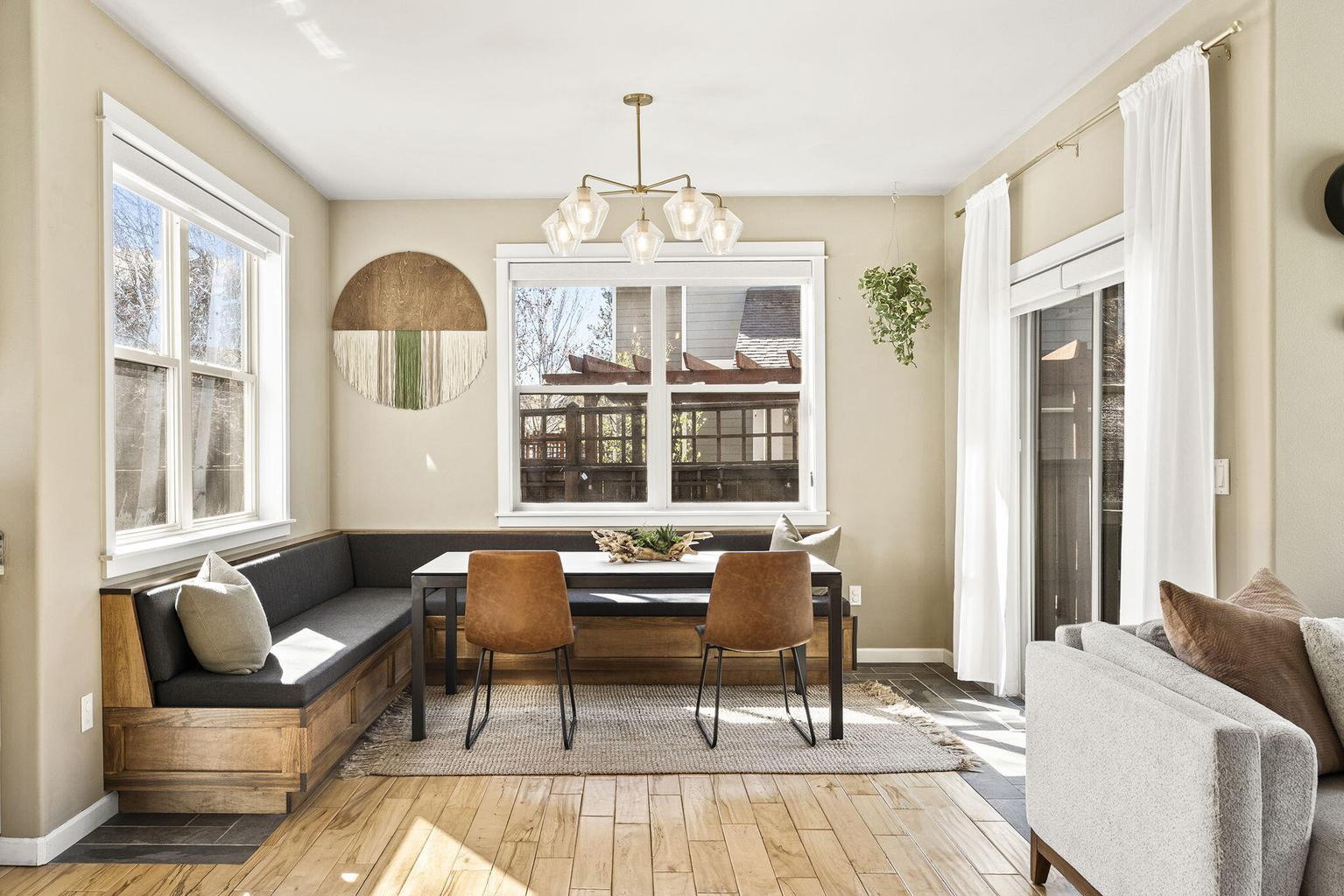 Photo of 63063 Angler Avenue 4 of 39