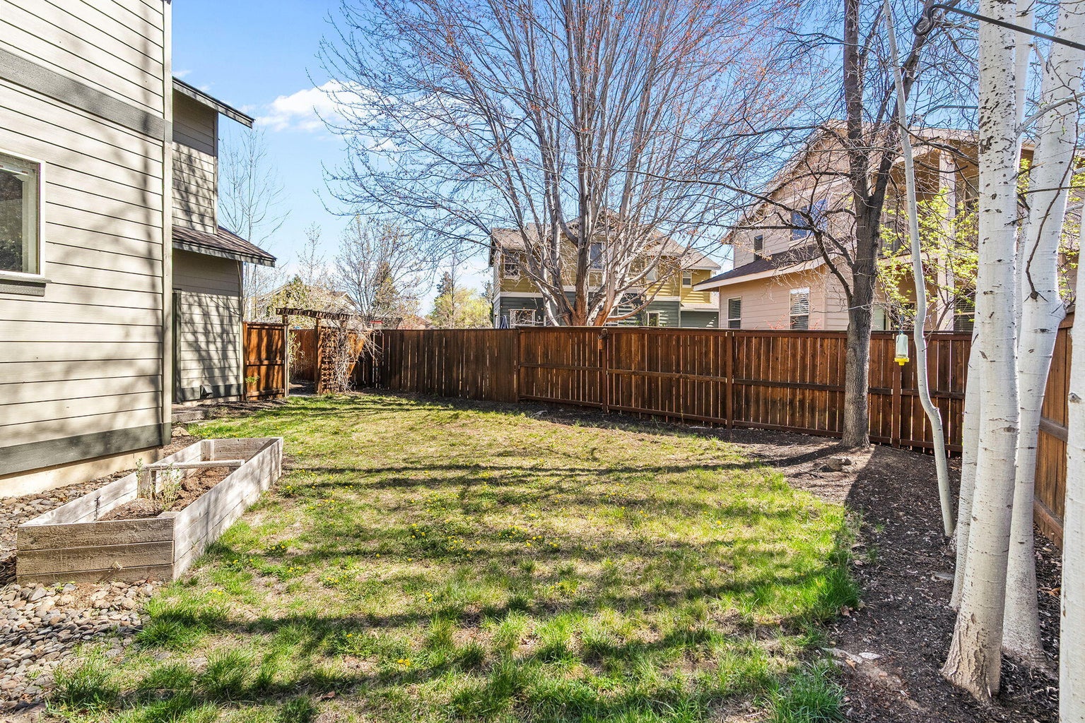 Photo of 63063 Angler Avenue 30 of 39