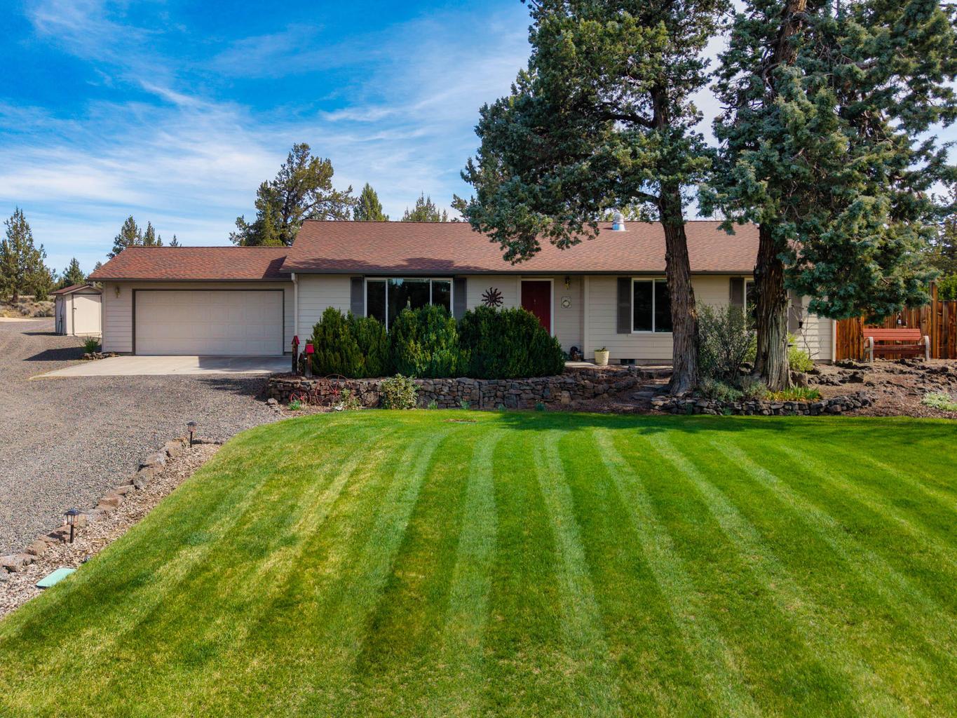 Photo of 6563 NW Homestead Way 3 of 78