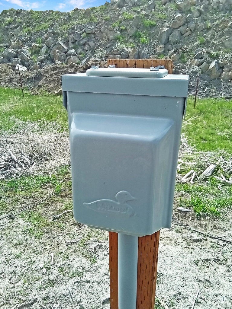 One of the 2 outlets for an RV.