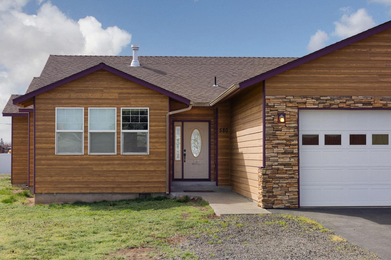 Photo of 580 C Avenue 21 of 27