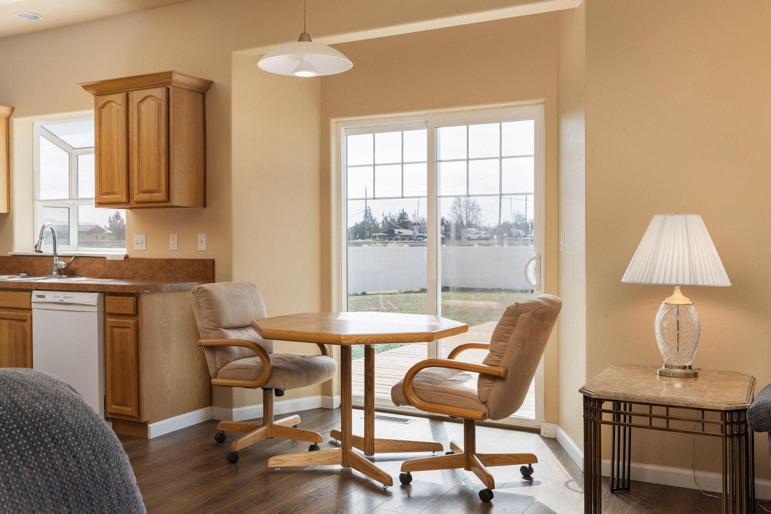 Photo of 580 C Avenue 10 of 27