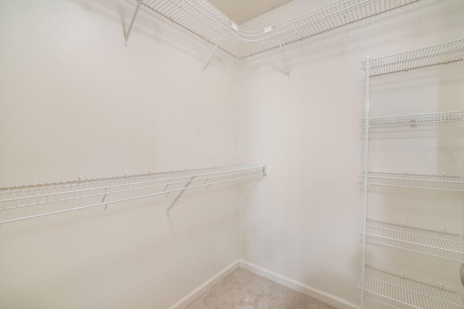 Photo of 16559 Daisy Place 19 of 33