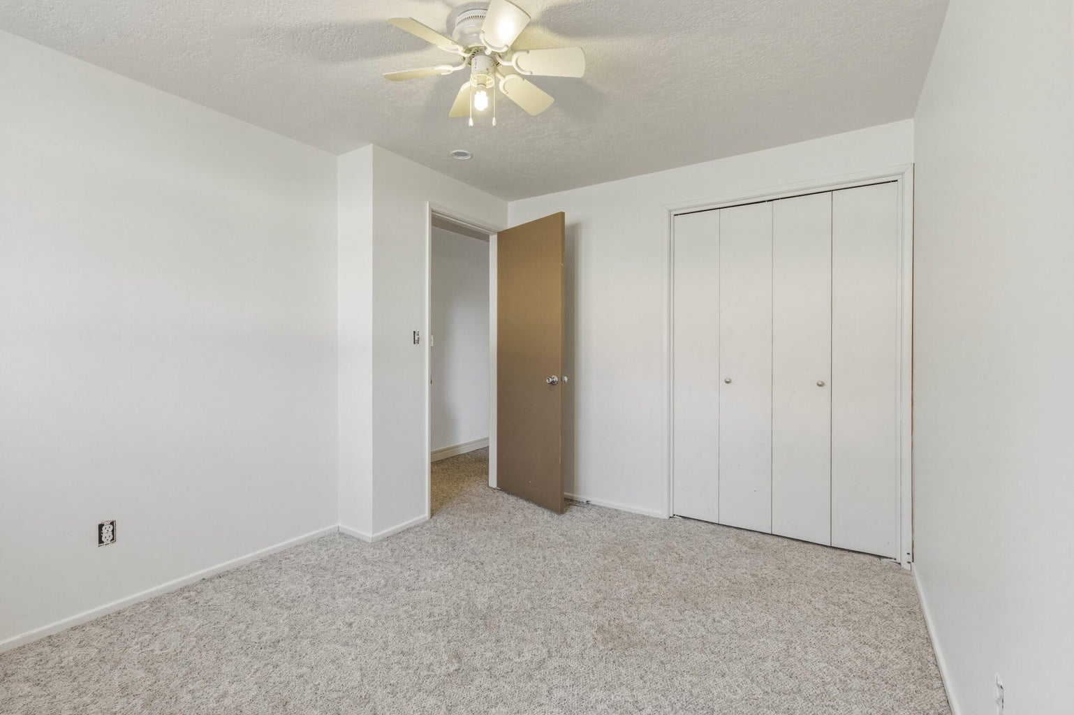 Photo of 53130 Riverview Drive 14 of 45