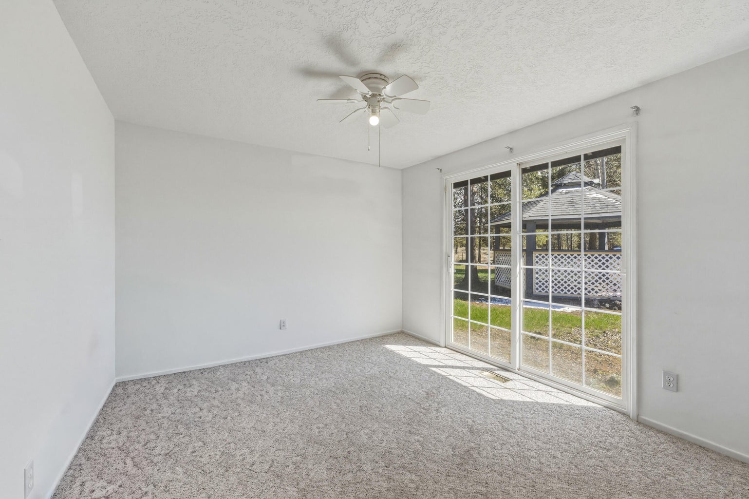 Photo of 53130 Riverview Drive 18 of 45