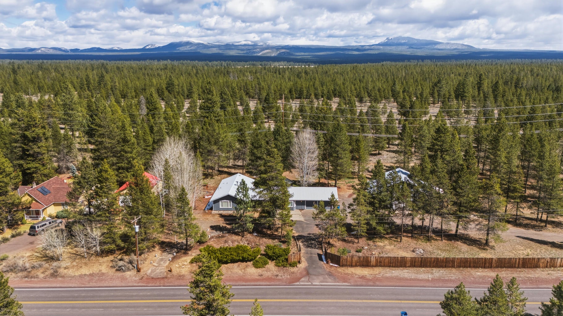 Photo of 53130 Riverview Drive 3 of 45
