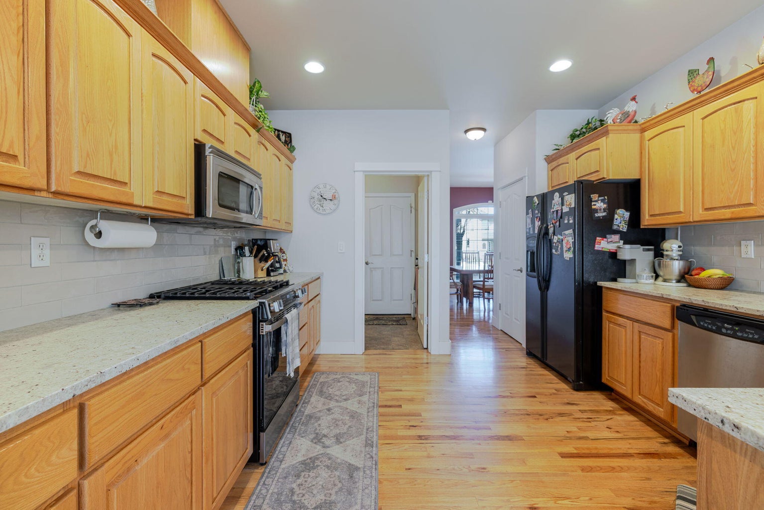 Photo of 2241 SE Pilatus Lane 11 of 36