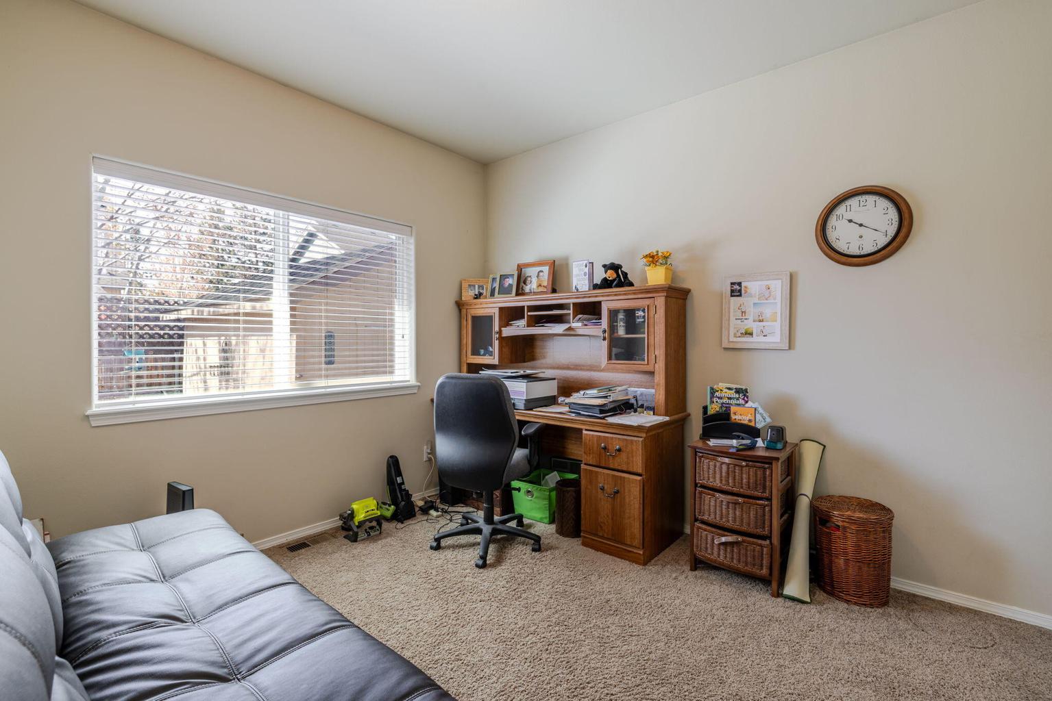 Photo of 2241 SE Pilatus Lane 21 of 36