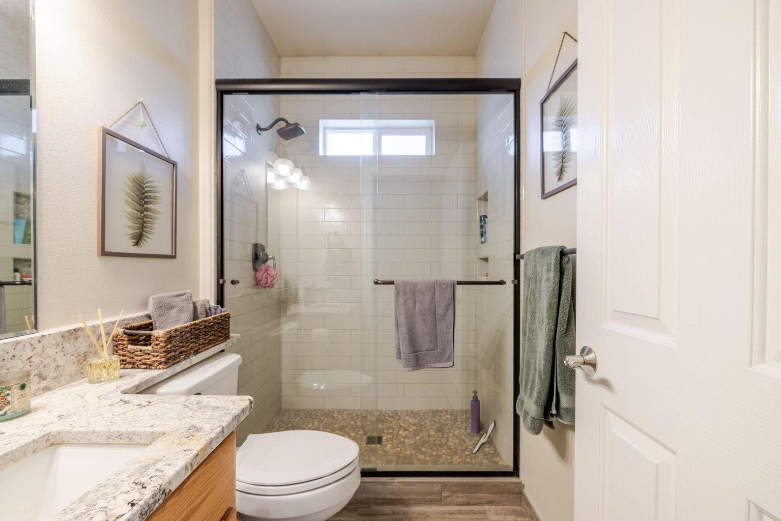 Photo of 2241 SE Pilatus Lane 23 of 36