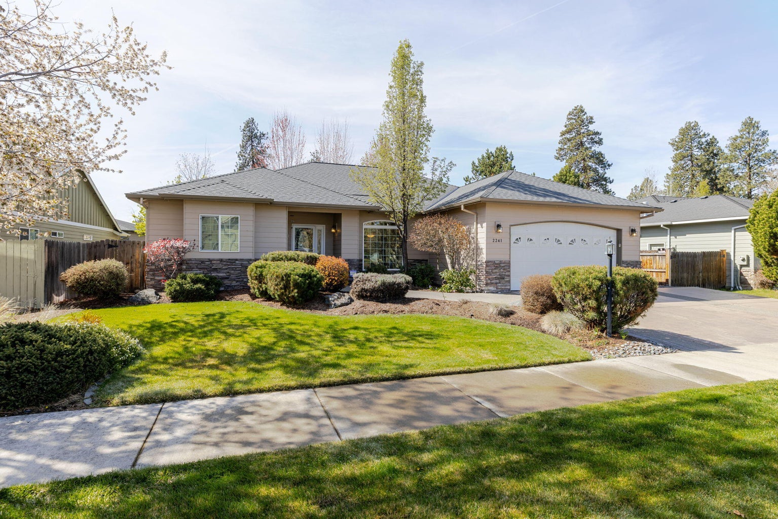 Photo of 2241 SE Pilatus Lane 1 of 36