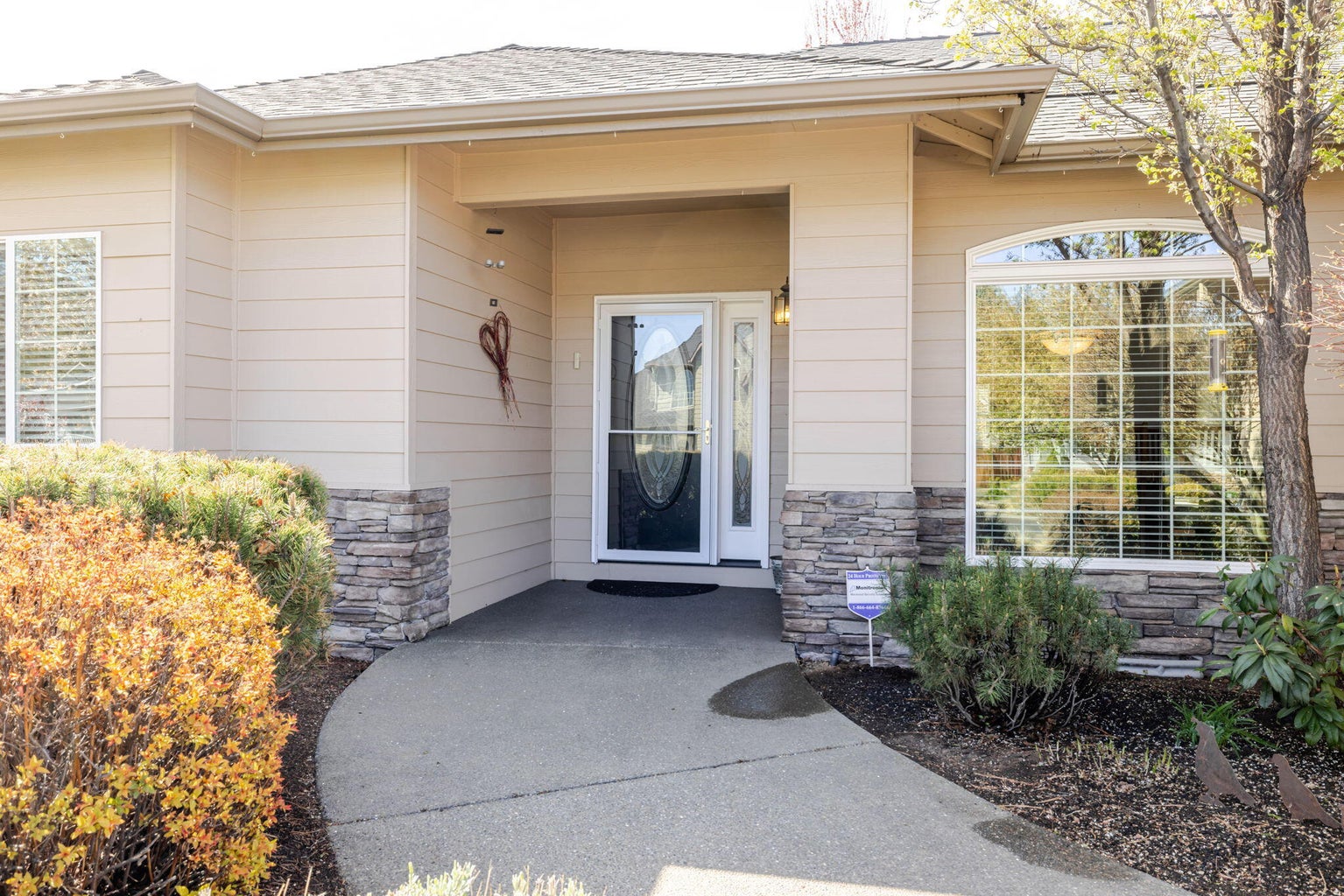 Photo of 2241 SE Pilatus Lane 2 of 36