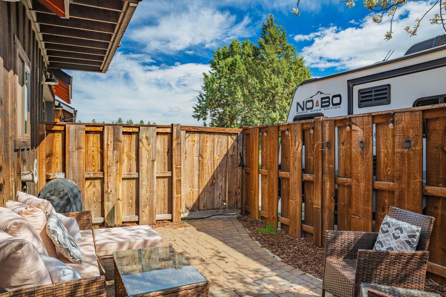 Cozy, private enclosed patio