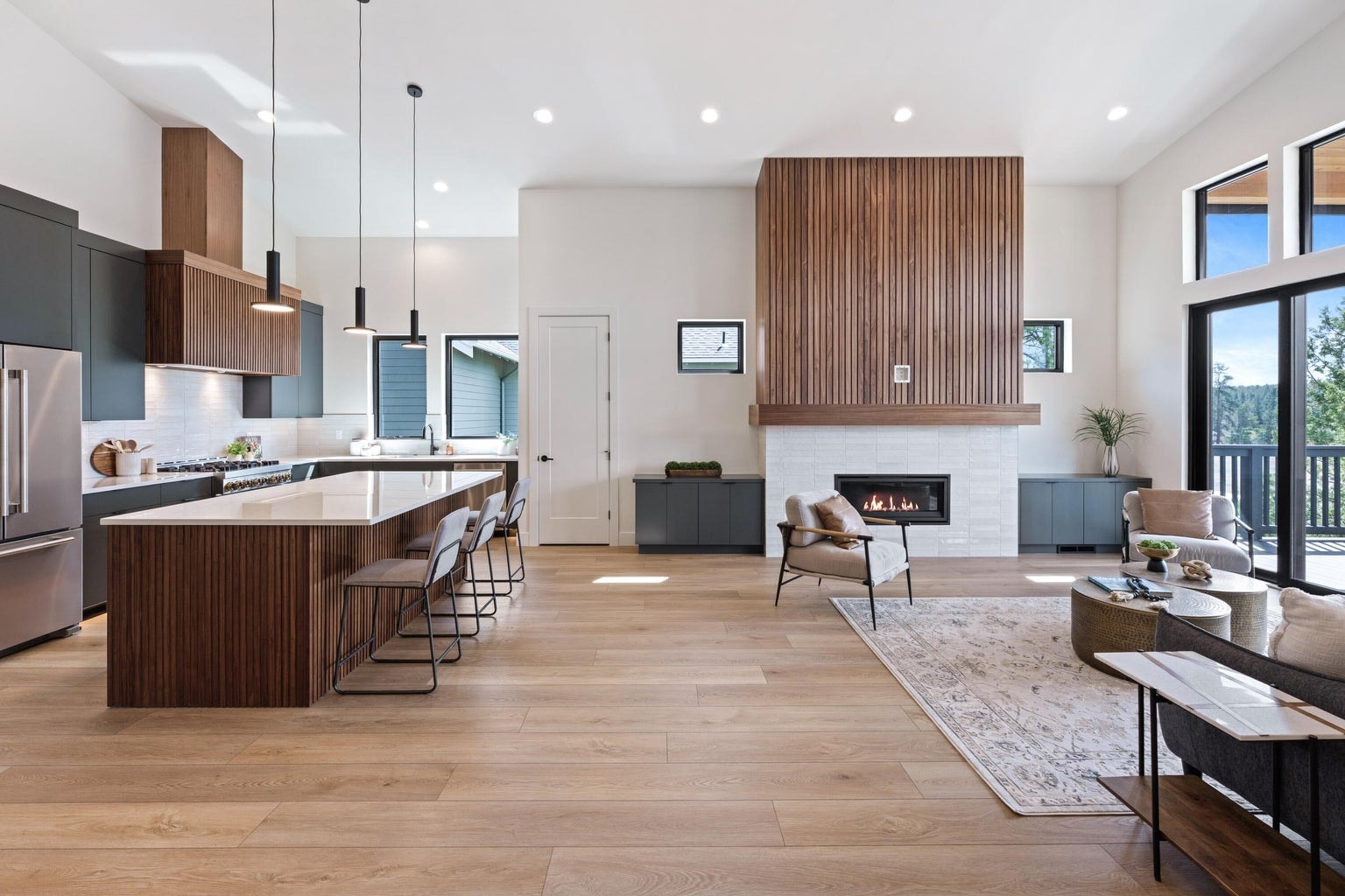 Photo of 3027 NW Polarstar Avenue 9 of 48
