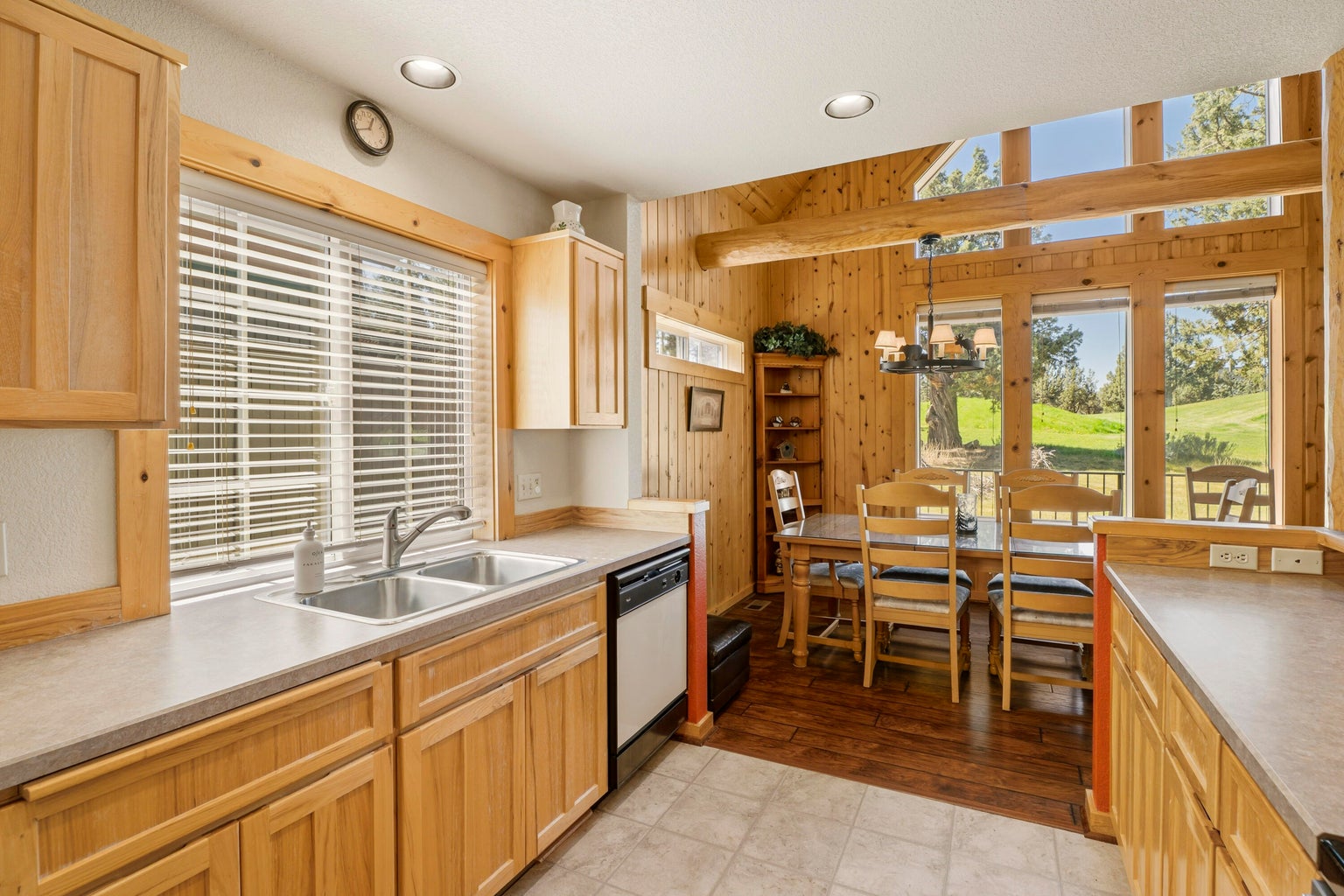 Photo of 1643 Prairie Falcon Drive 24 of 65