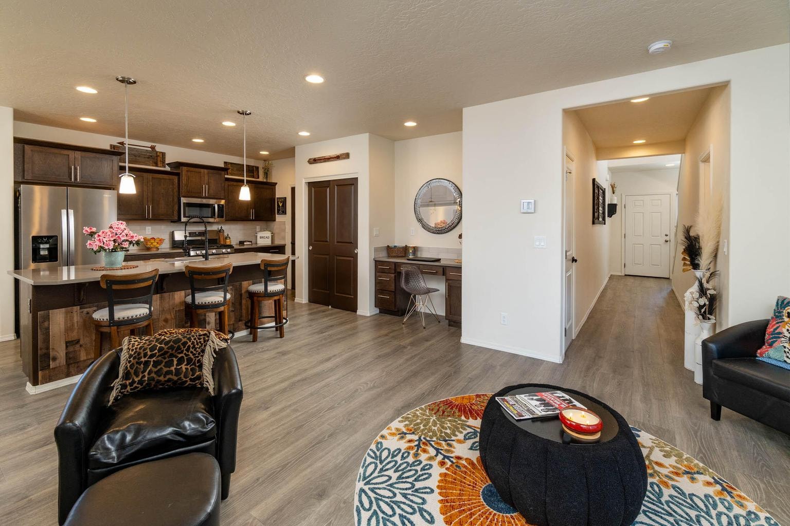 Photo of 16614 Landing Court 28 of 55