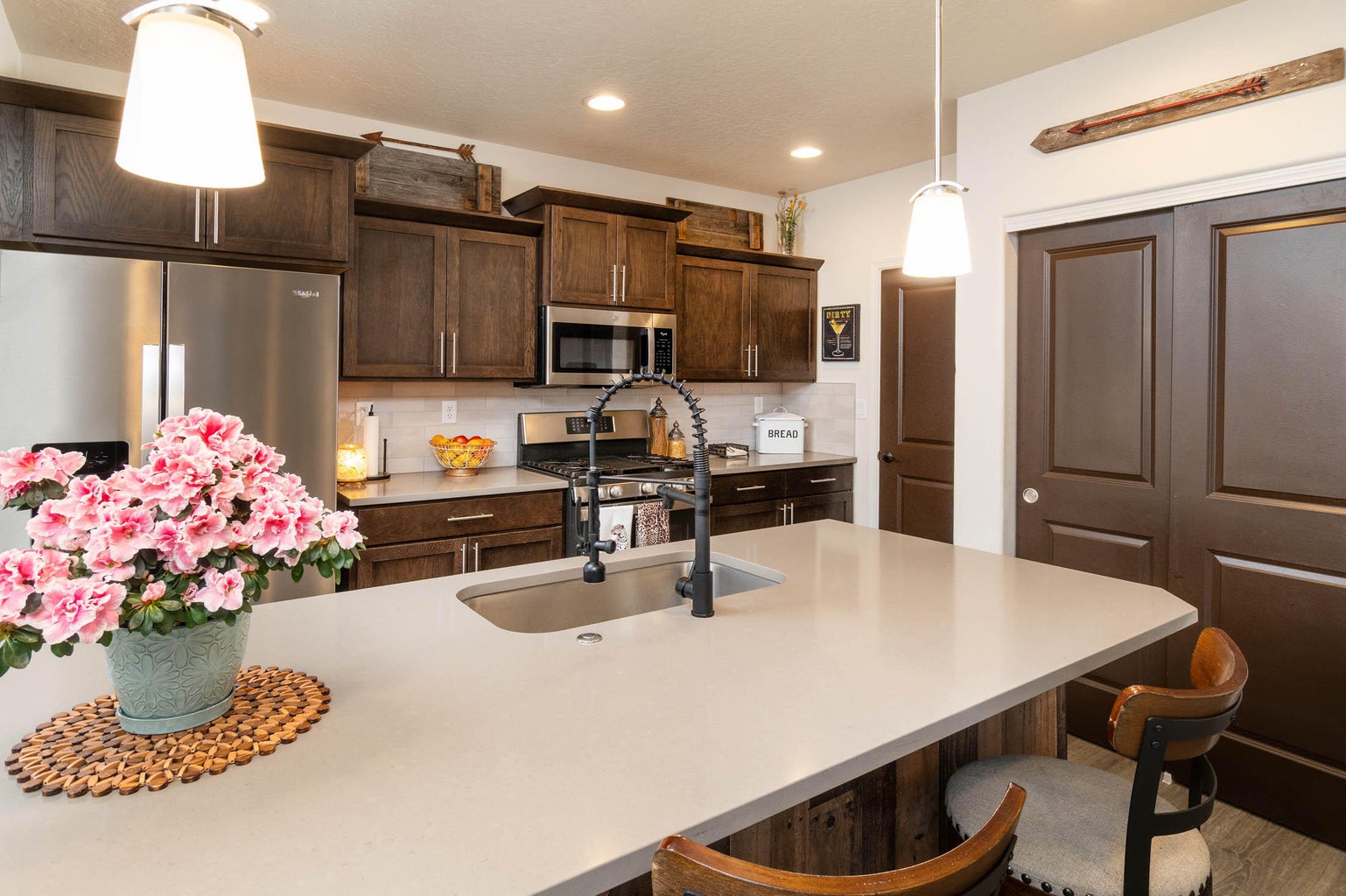 Photo of 16614 Landing Court 29 of 55