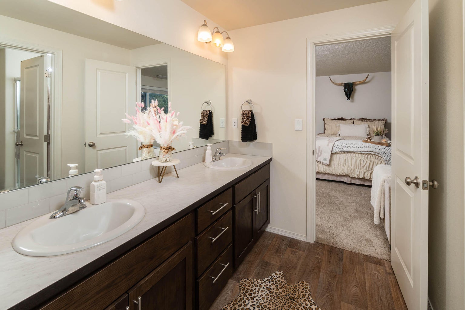 Photo of 16614 Landing Court 36 of 55