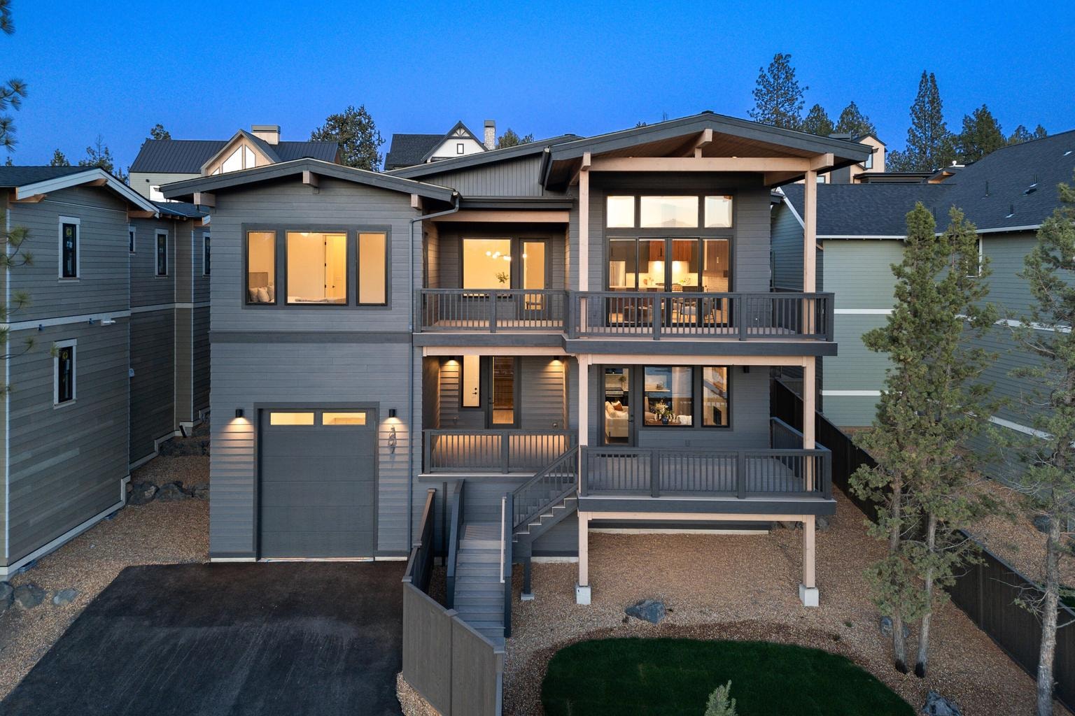 Photo of 3027 NW Polarstar Avenue 45 of 48