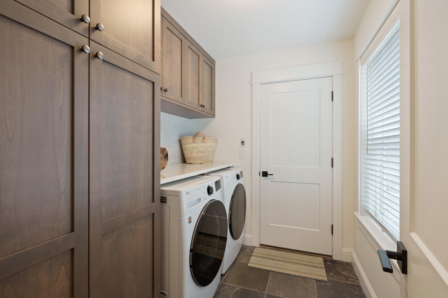 Photo of 875 NW Fort Clatsop Street 21 of 45