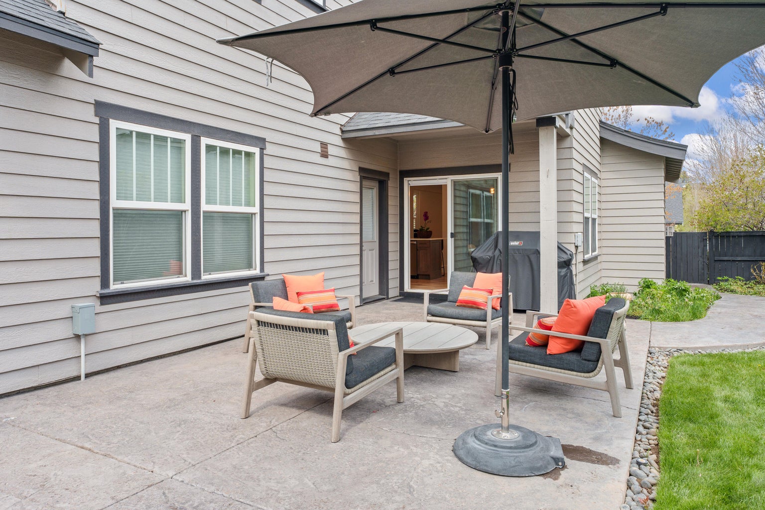 Photo of 875 NW Fort Clatsop Street 39 of 45