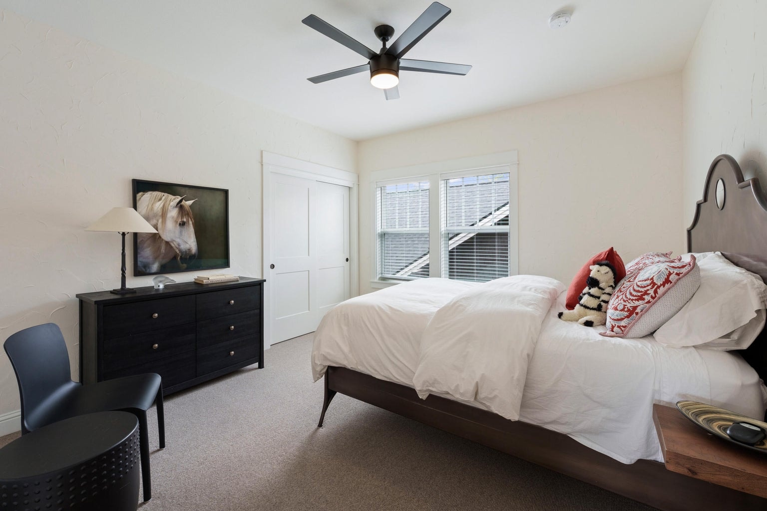 Photo of 875 NW Fort Clatsop Street 26 of 45