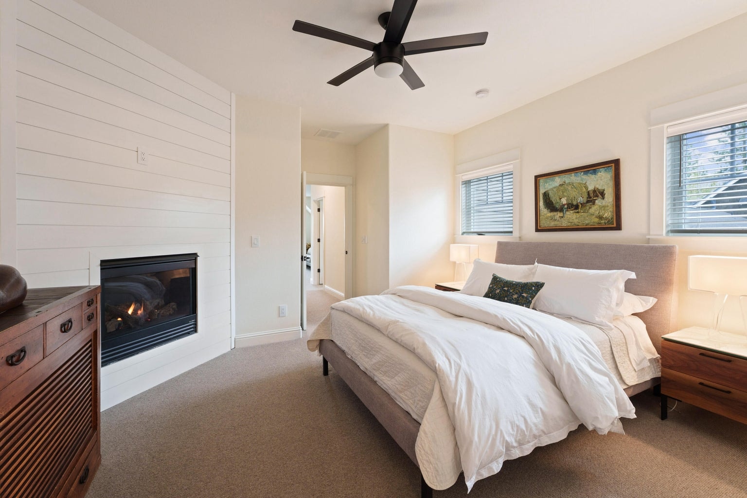 Photo of 875 NW Fort Clatsop Street 29 of 45