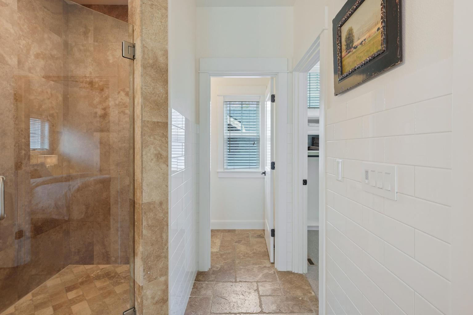 Photo of 875 NW Fort Clatsop Street 32 of 45