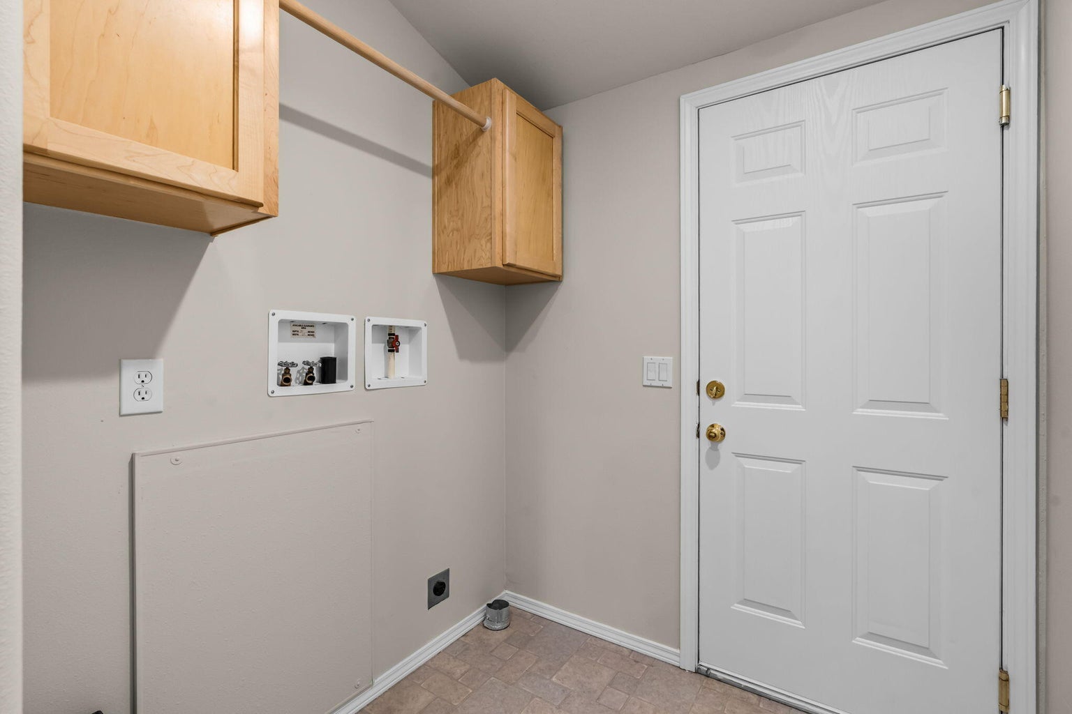 Photo of 599 N Tam Rim Drive 18 of 31
