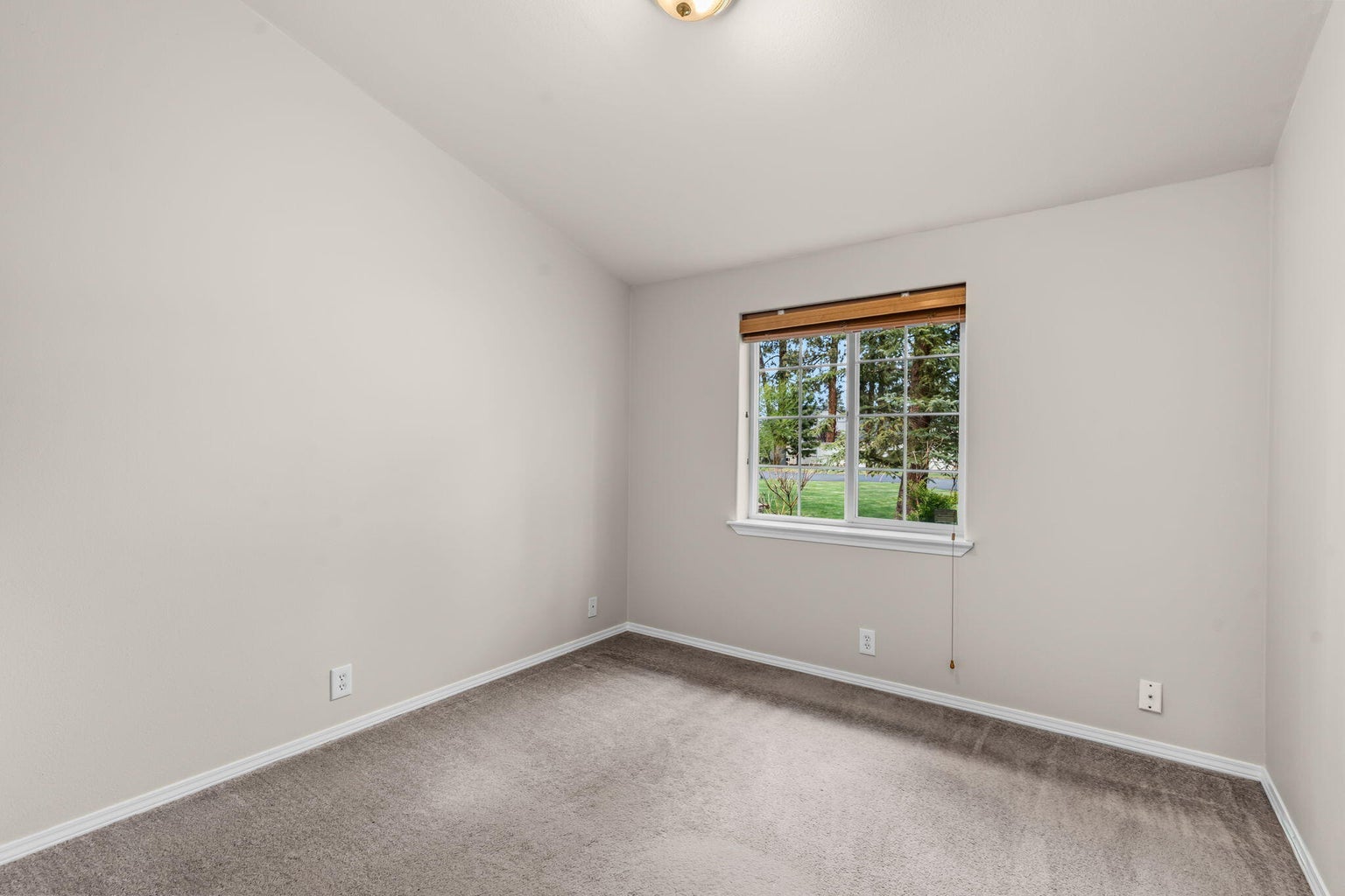 Photo of 599 N Tam Rim Drive 20 of 31