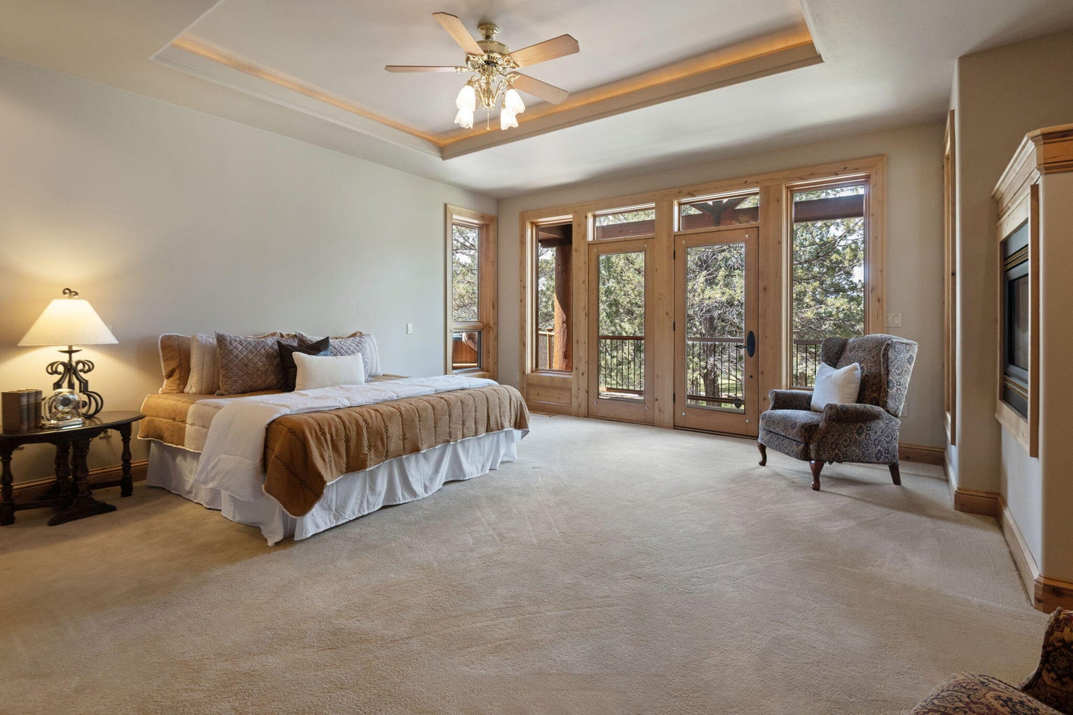 Photo of 16921 Lady Caroline Drive 13 of 52