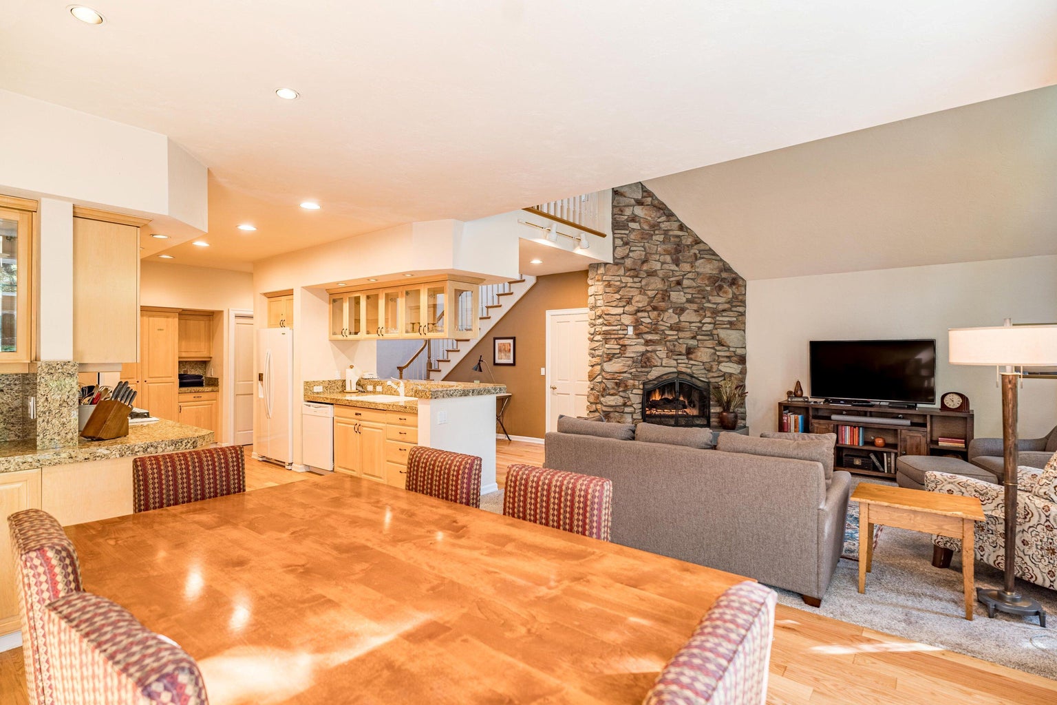 Photo of 57022 Peppermill Circle 13 of 17
