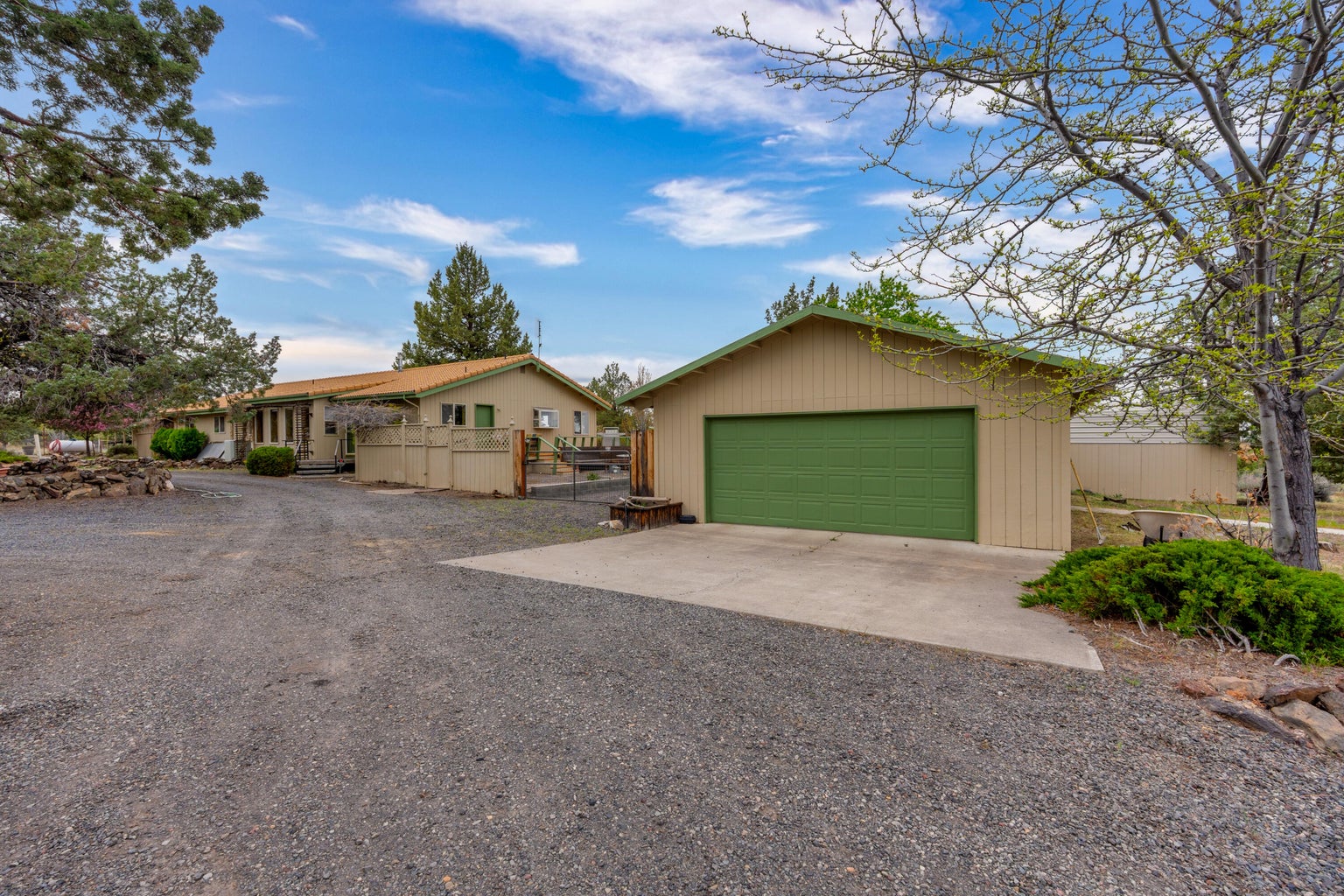 Photo of 501 NW 103rd Street 30 of 38