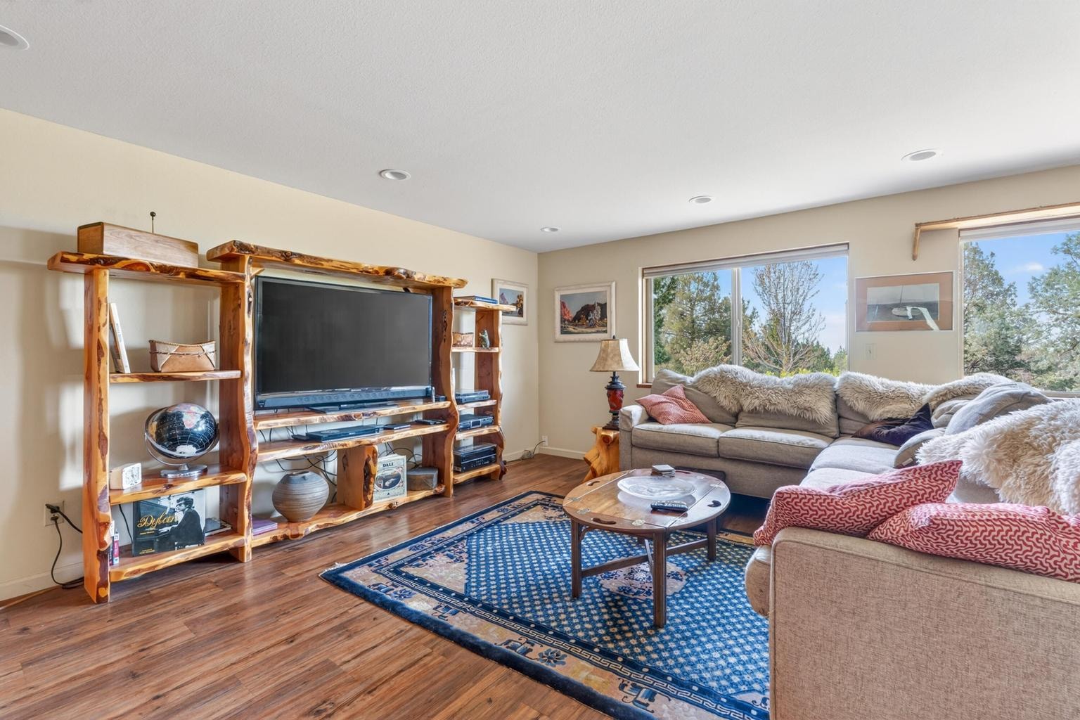 Photo of 501 NW 103rd Street 10 of 38