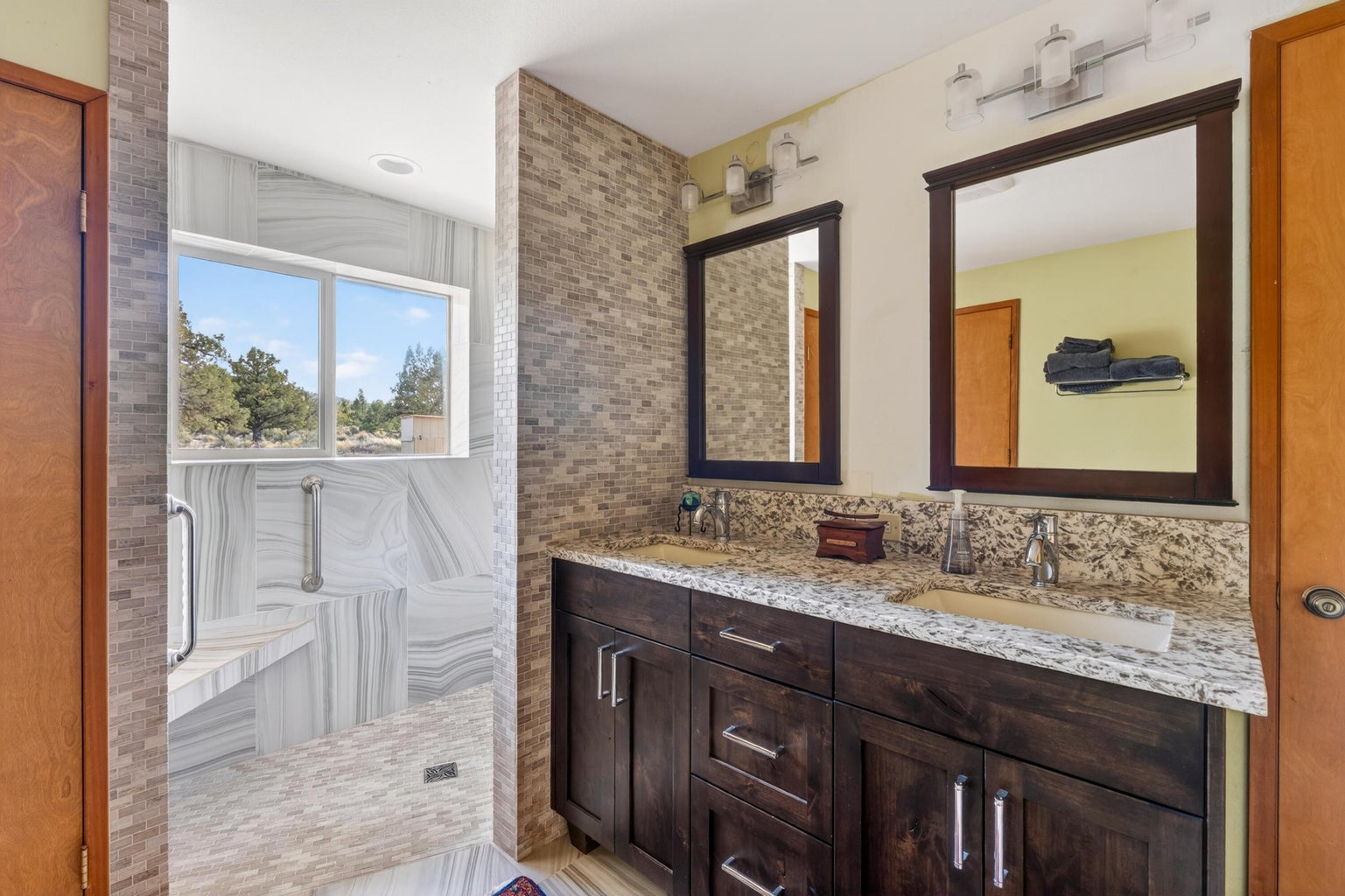 Fully Handicap Accessible Shower.