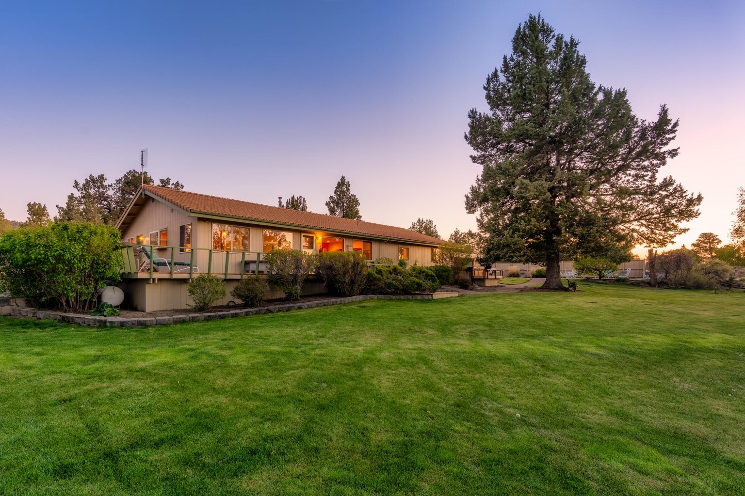 Photo of 501 NW 103rd Street 1 of 38