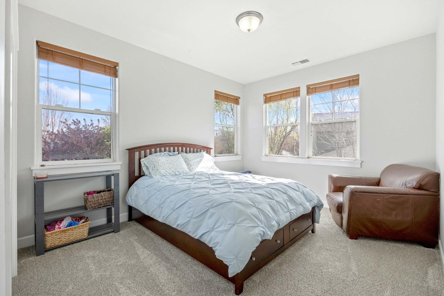 Photo of 1405 NE Hudspeth Road 21 of 38