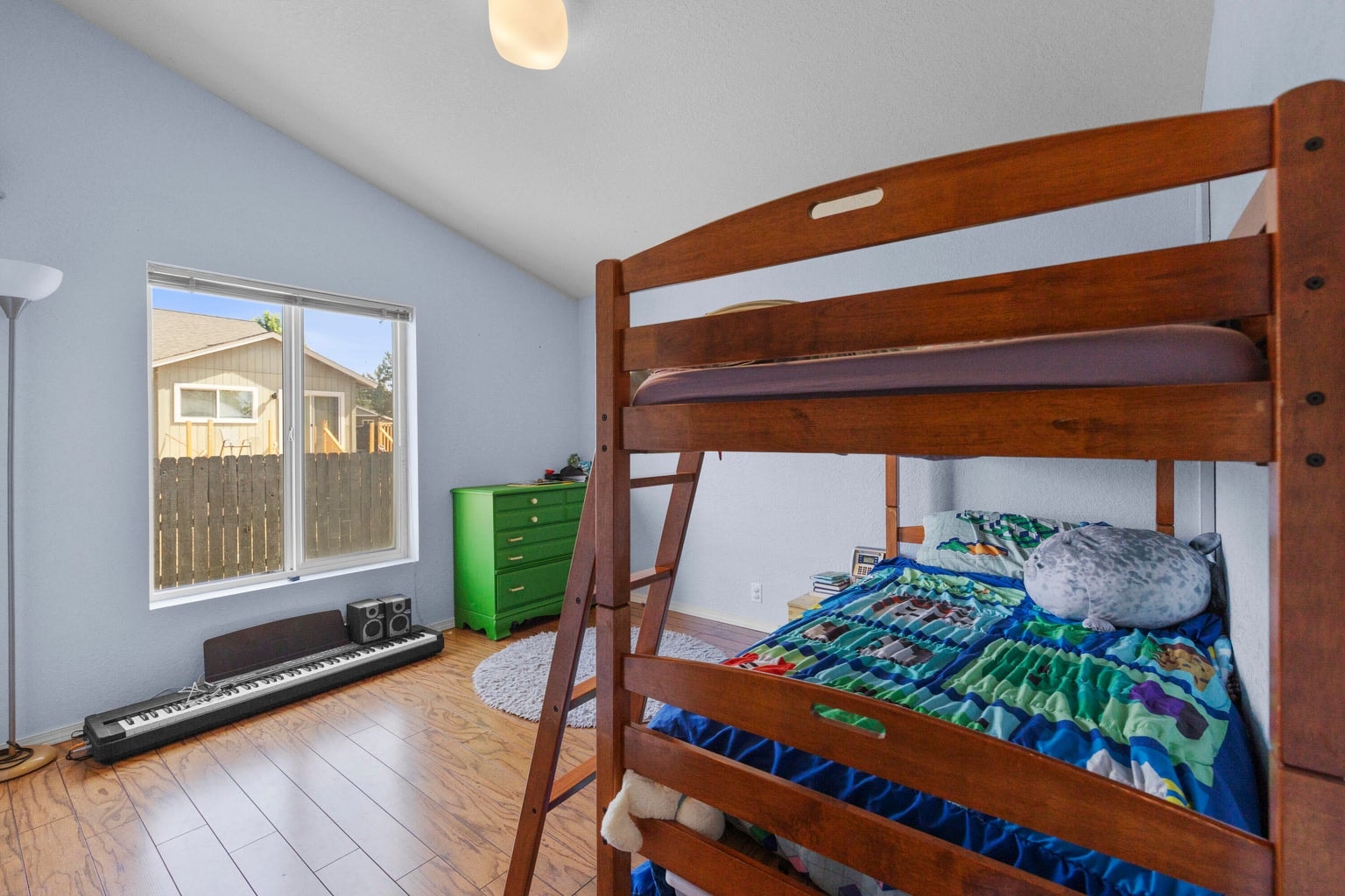 Photo of 605 SE Kinkade Road 18 of 44