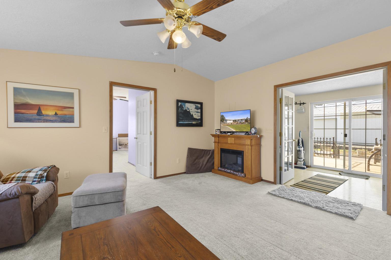 Photo of 605 SE Kinkade Road 21 of 44