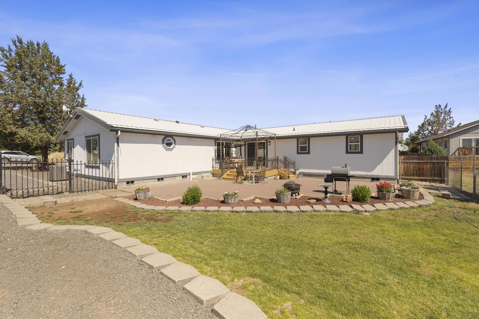 Photo of 605 SE Kinkade Road 30 of 44