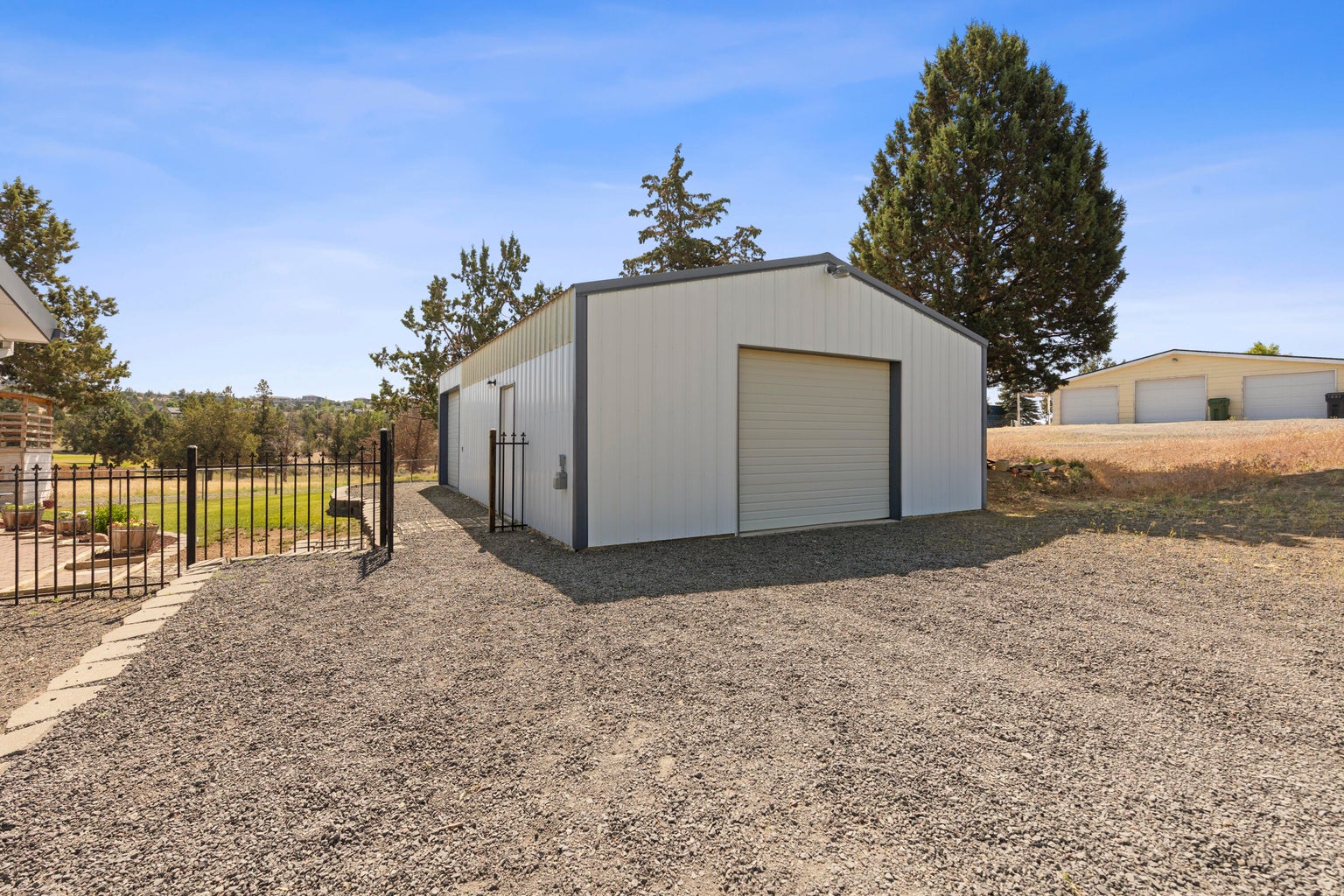 Photo of 605 SE Kinkade Road 34 of 44