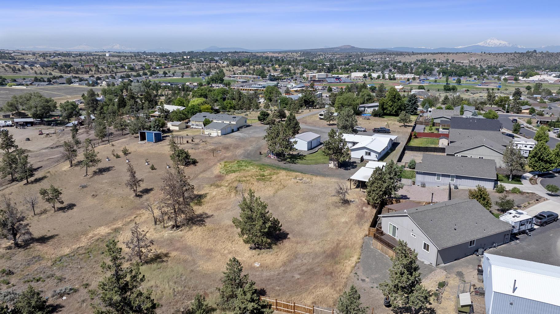 Photo of 605 SE Kinkade Road 44 of 44