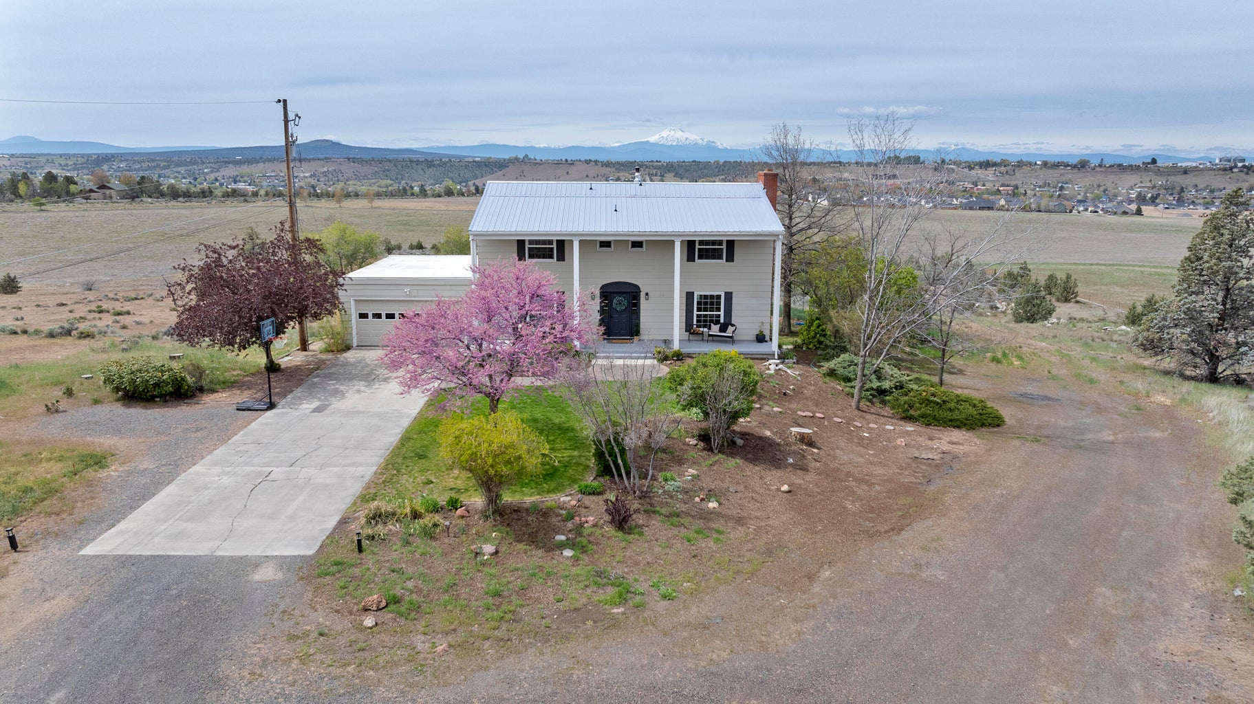 Photo of 1103 NE Richard Lane 51 of 52