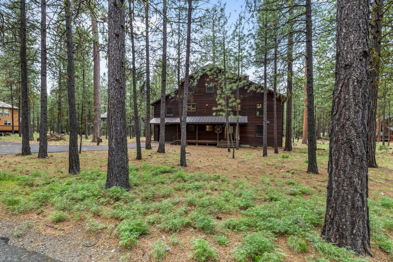 Photo of 70667 Ponderosa 1 of 49