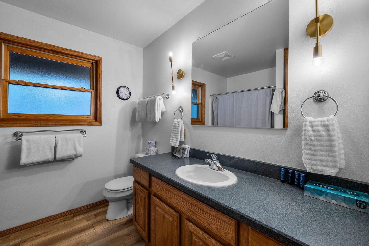 Photo of 70667 Ponderosa 15 of 49